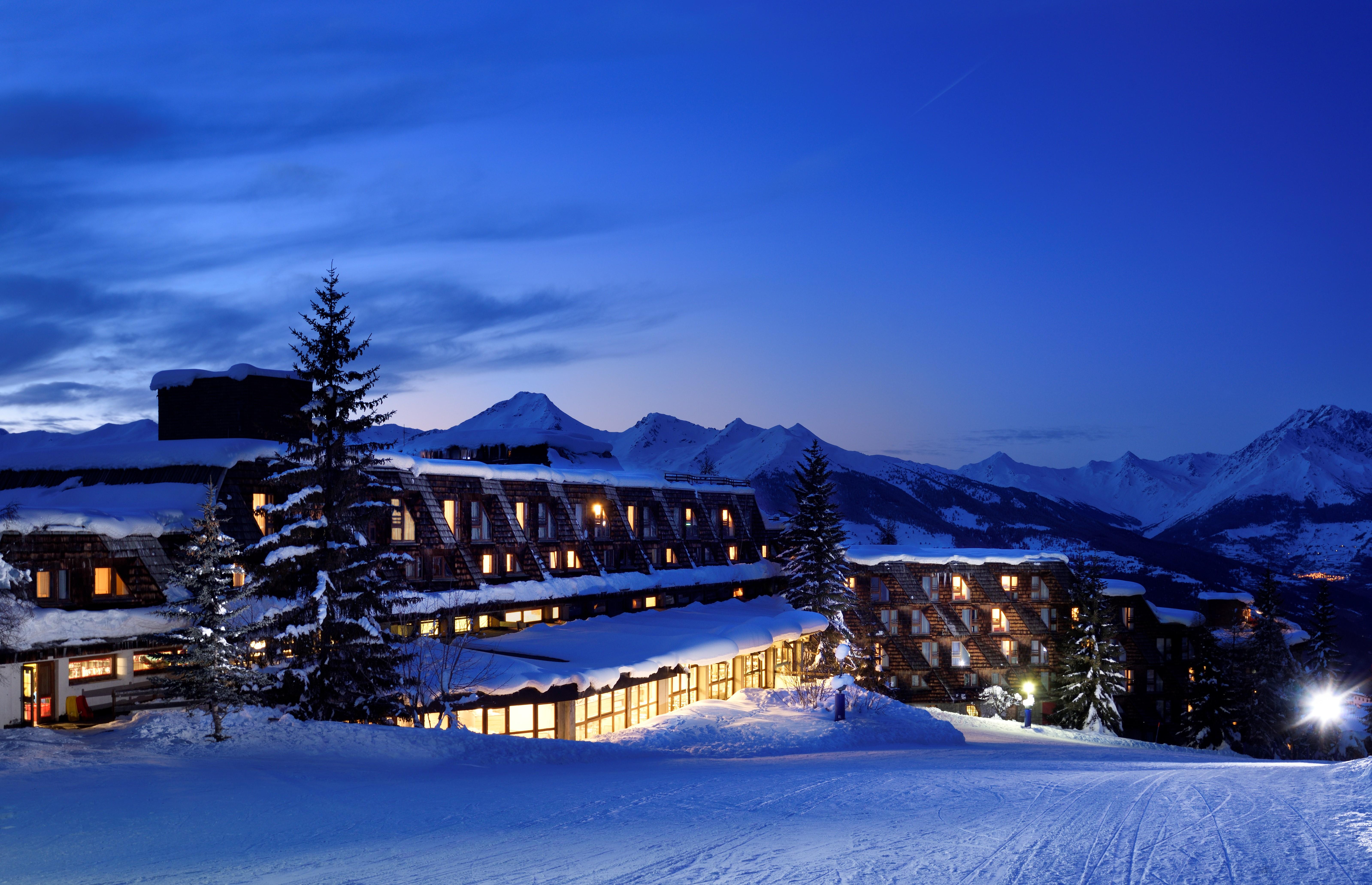 Hotel Th Pila Esterno foto